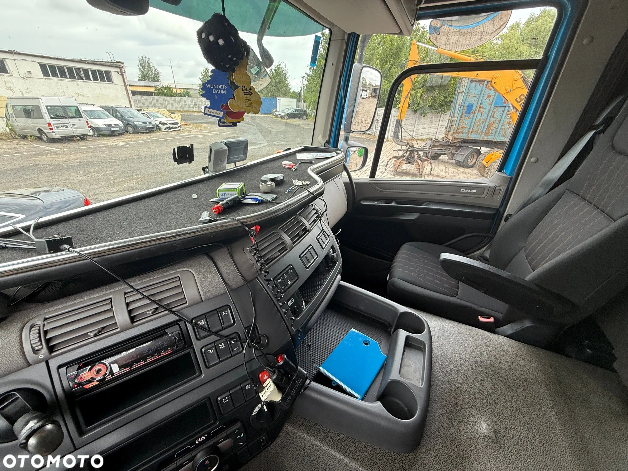 DAF CF290 - 11