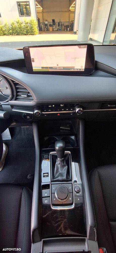 Mazda 3 e-Skyactiv G150 AT MHEV Exclusive-Line - 14