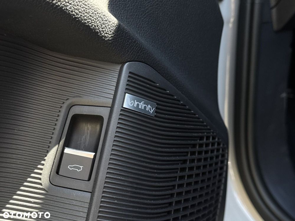 BYD Seal U - 16