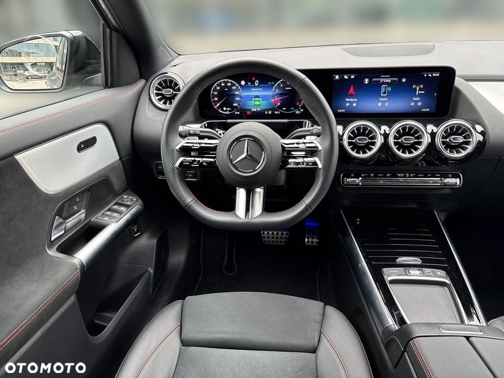 Mercedes-Benz GLA 200 mHEV AMG Line 7G-DCT - 13