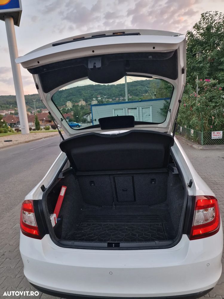 Skoda RAPID 1.4 TDI Style - 12