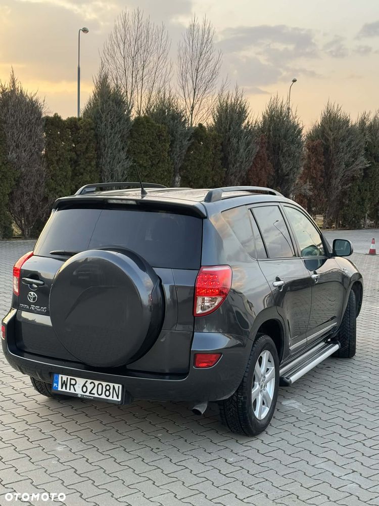 Toyota RAV4 2.2 D-4D Premium - 6