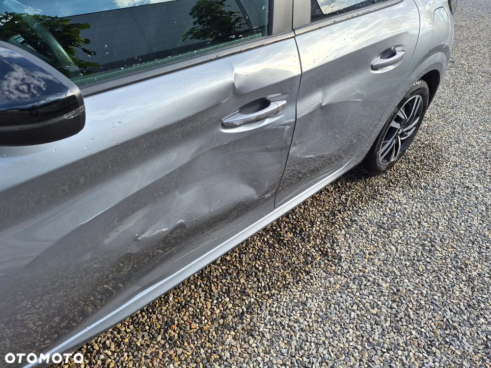 Peugeot 208 1.2 PureTech Style S&S - 8