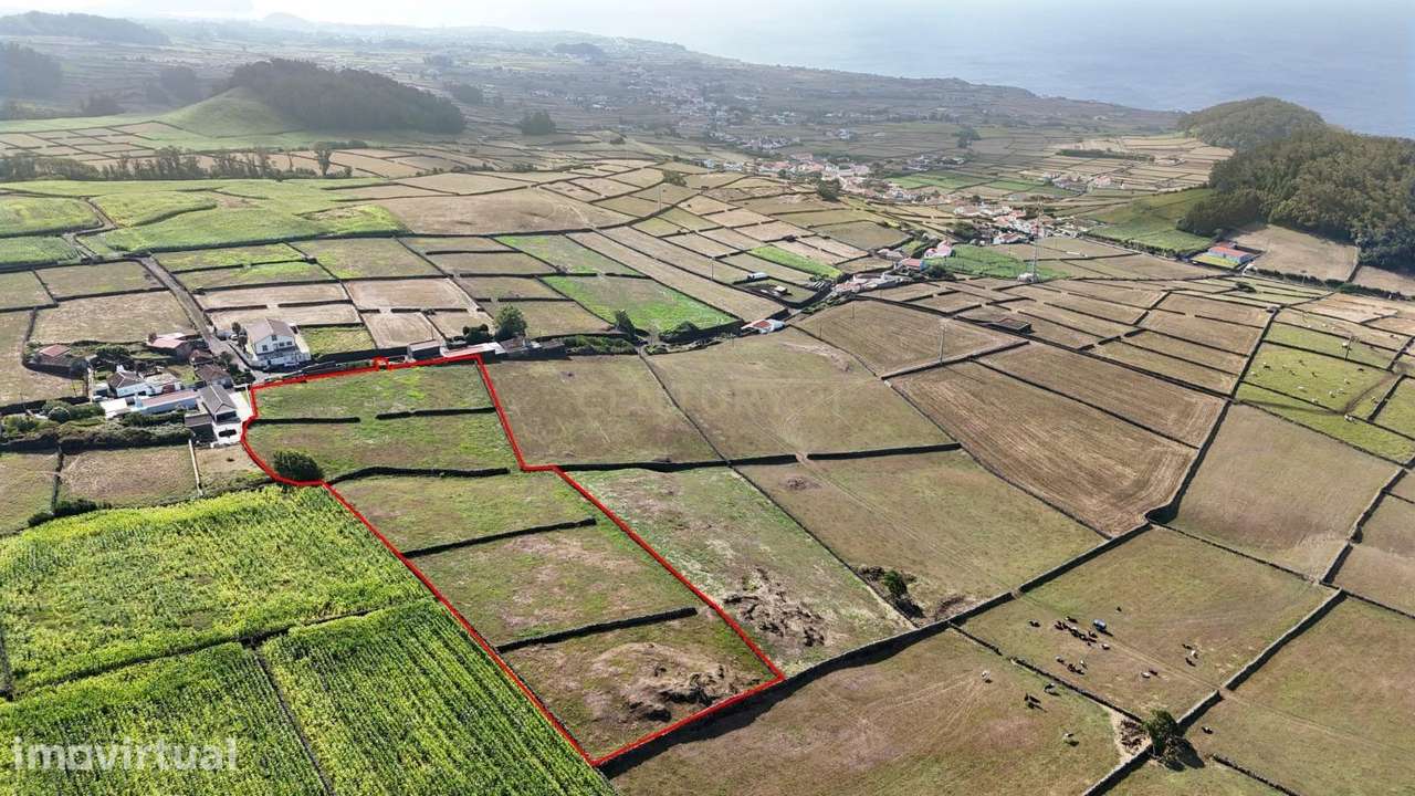 Terreno com Vista Mar em Santa Bárbara – Angra do Heroísmo - Grande imagem: 2/7
