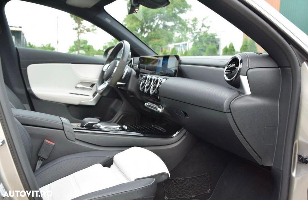 Mercedes-Benz CLA 200 - 8
