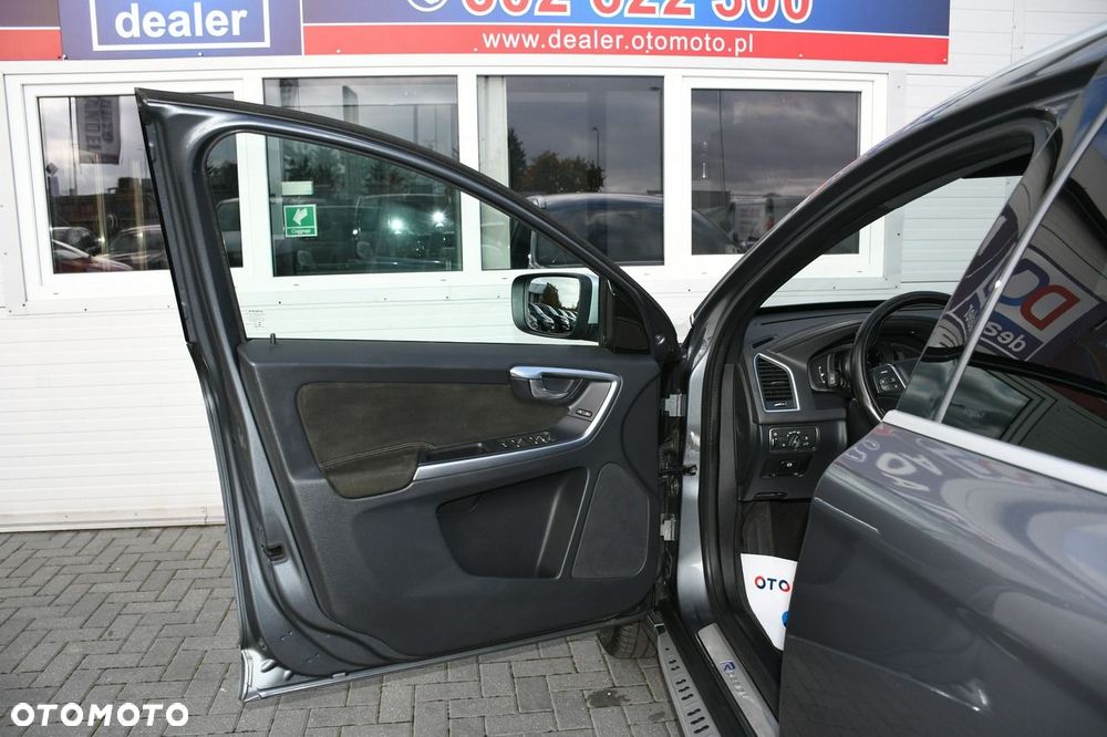 Volvo XC 60 D4 Geartronic RDesign - 33