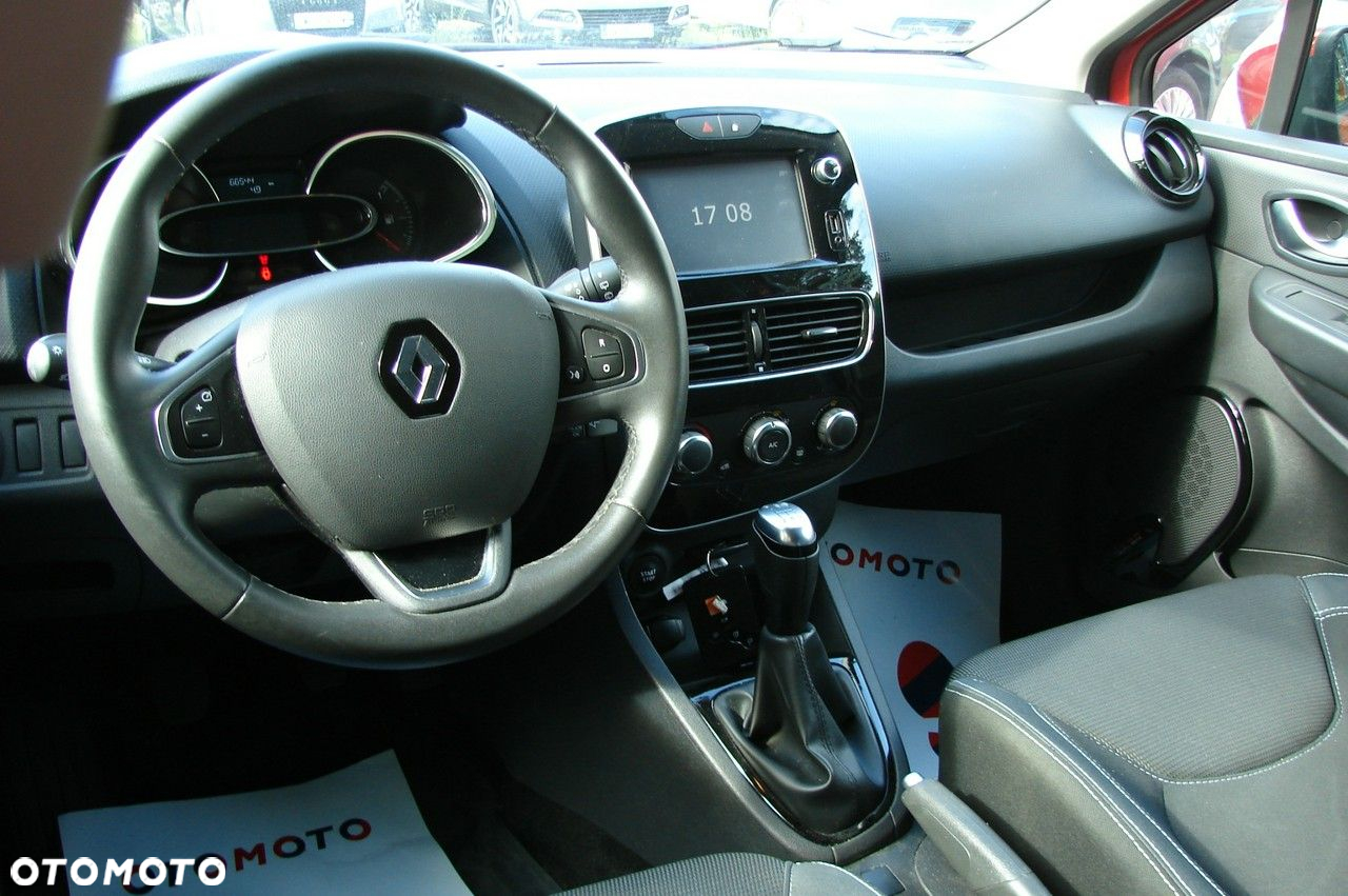 Renault Clio - 8