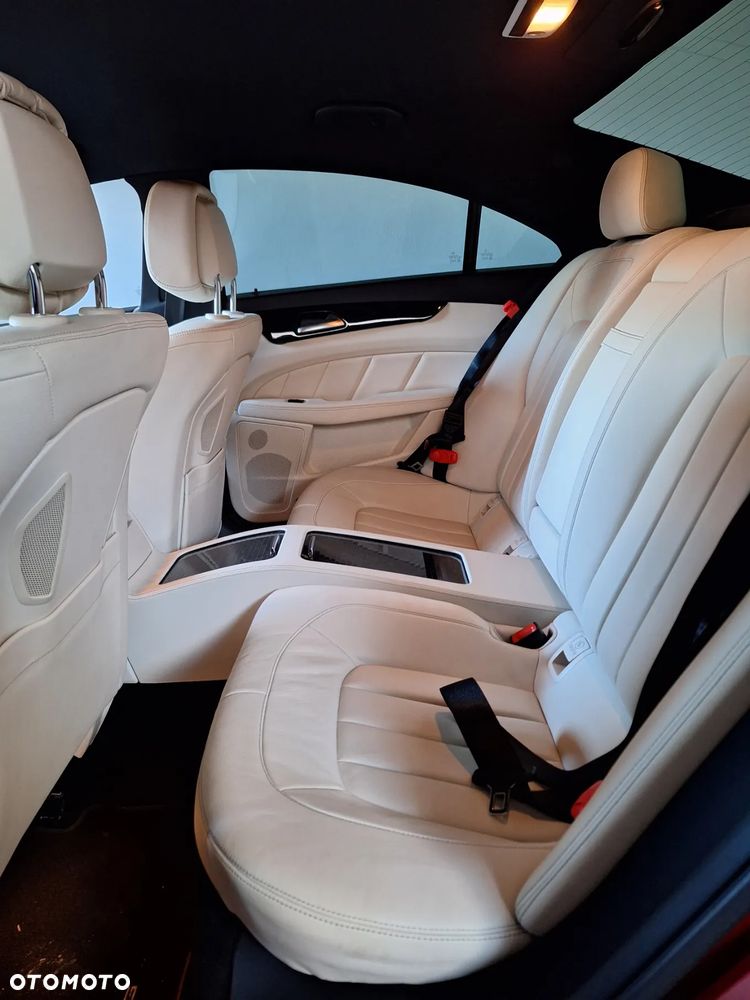 Mercedes-Benz CLS 350 d 4-Matic - 10