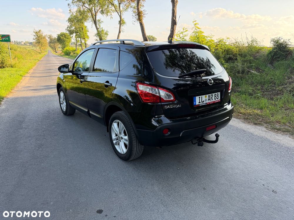 Nissan Qashqai 2.0 dCi DPF tekna - 4