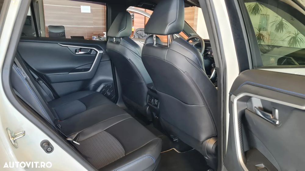 Toyota RAV4 2.5 VVT-iE 4x4 Active - 13