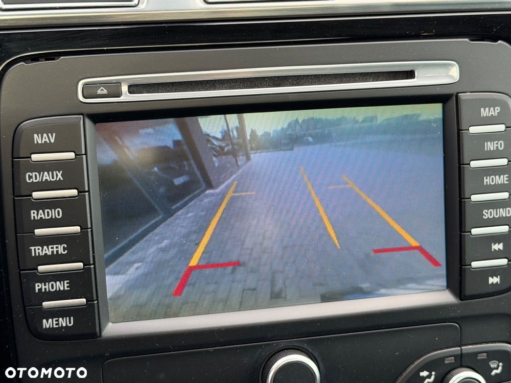 Ford S-Max 2.0 TDCi DPF Titanium X - 33