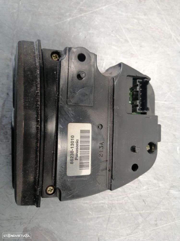 COMANDO VOLANTE TOYOTA COROLLA 2001 -8623013010 - 2