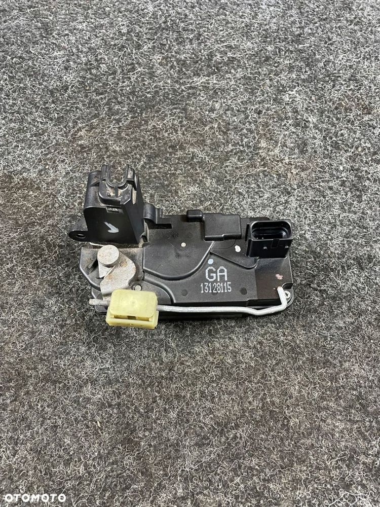 opel astra h zafira b zamek drzwi lewy tył tylny 13128115 GA
