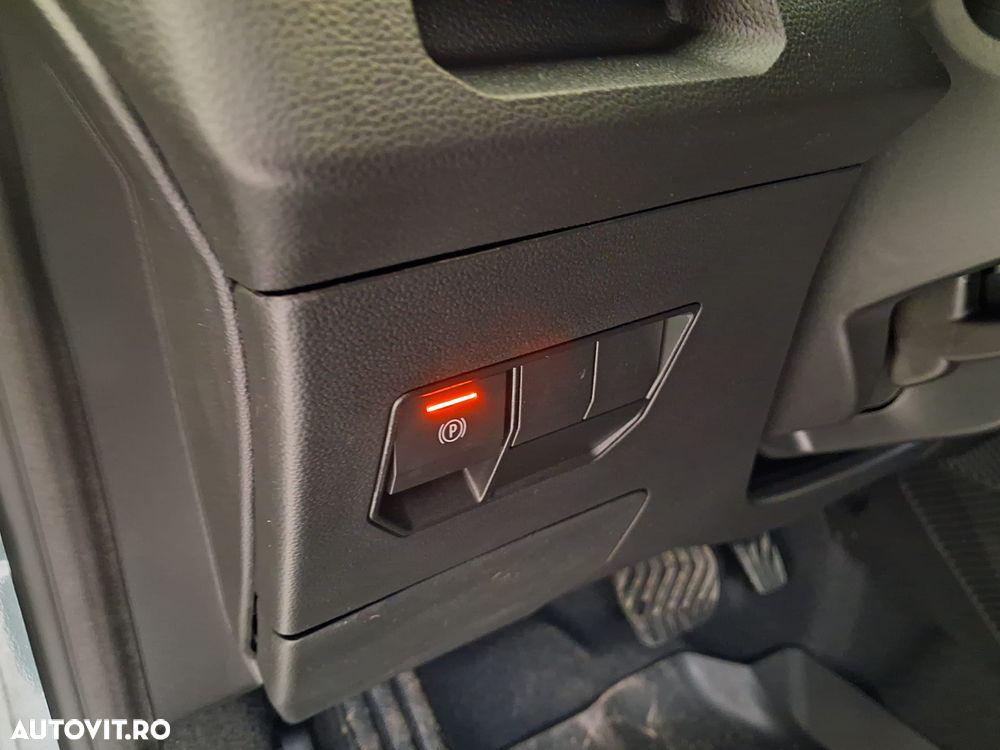 Dacia Duster HEV 140 Journey - 13