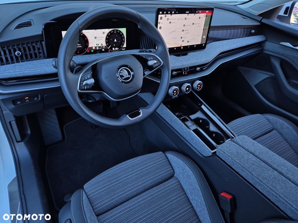 Skoda Superb 2.0 TDI SCR Selection DSG - 10