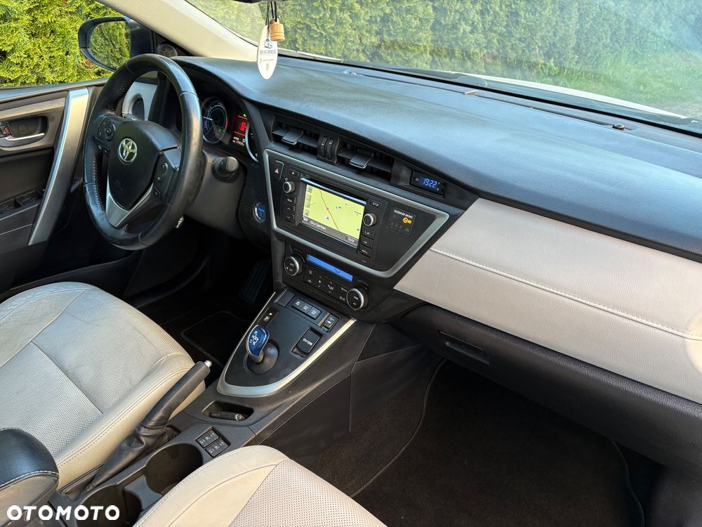 Toyota Auris 1.8 VVT-i Automatik Executive - 9