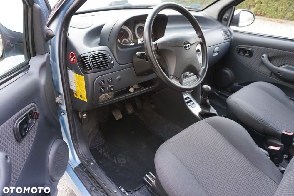 Tata Indica 1.4 GLS - 7