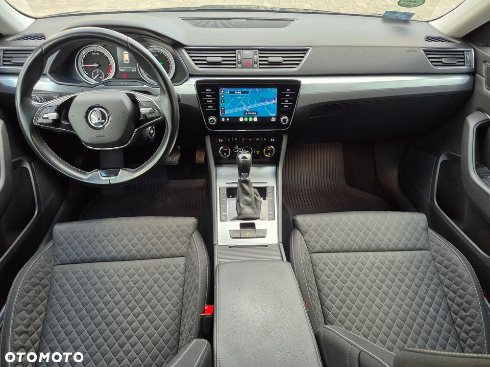Skoda Superb 2.0 TDI SCR Ambition DSG - 8
