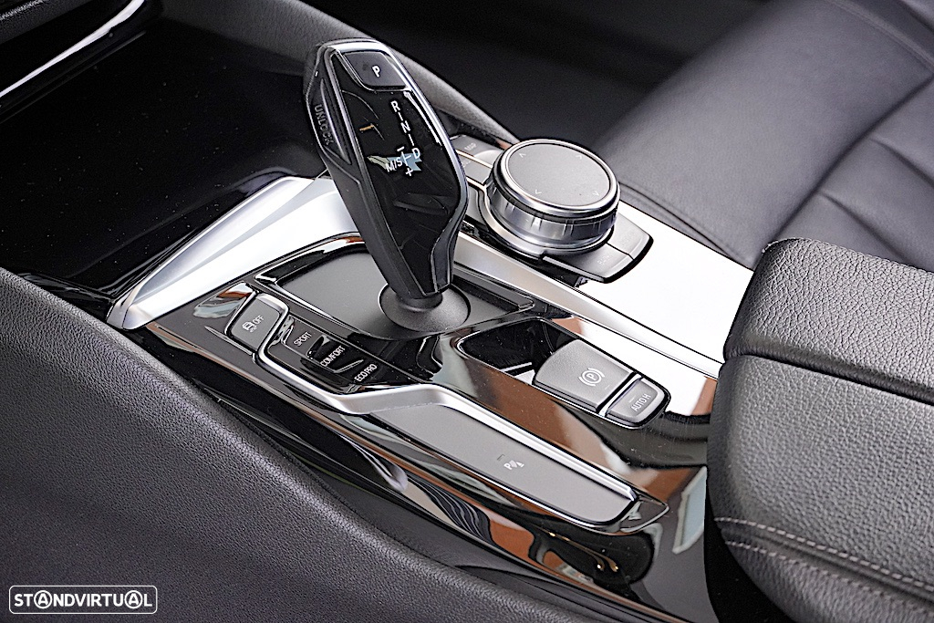 BMW 520 d Auto - 26