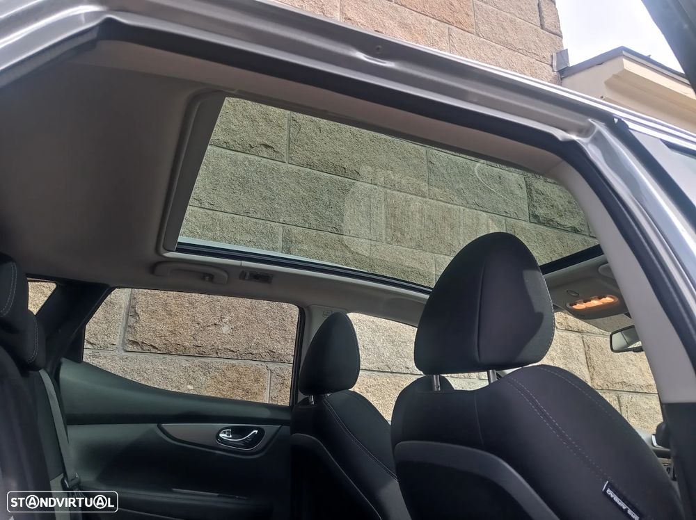 Nissan Qashqai 1.5 dCi N-Connecta - 12