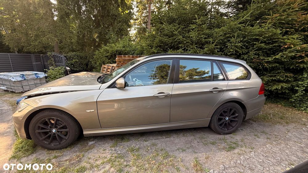 BMW Seria 3 - 2