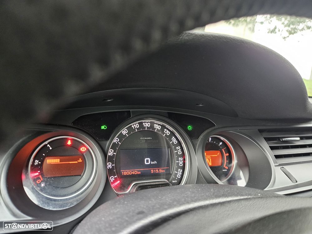 Citroën C5 Tourer 1.6 e-HDi Séduction Air.CMP6 - 24