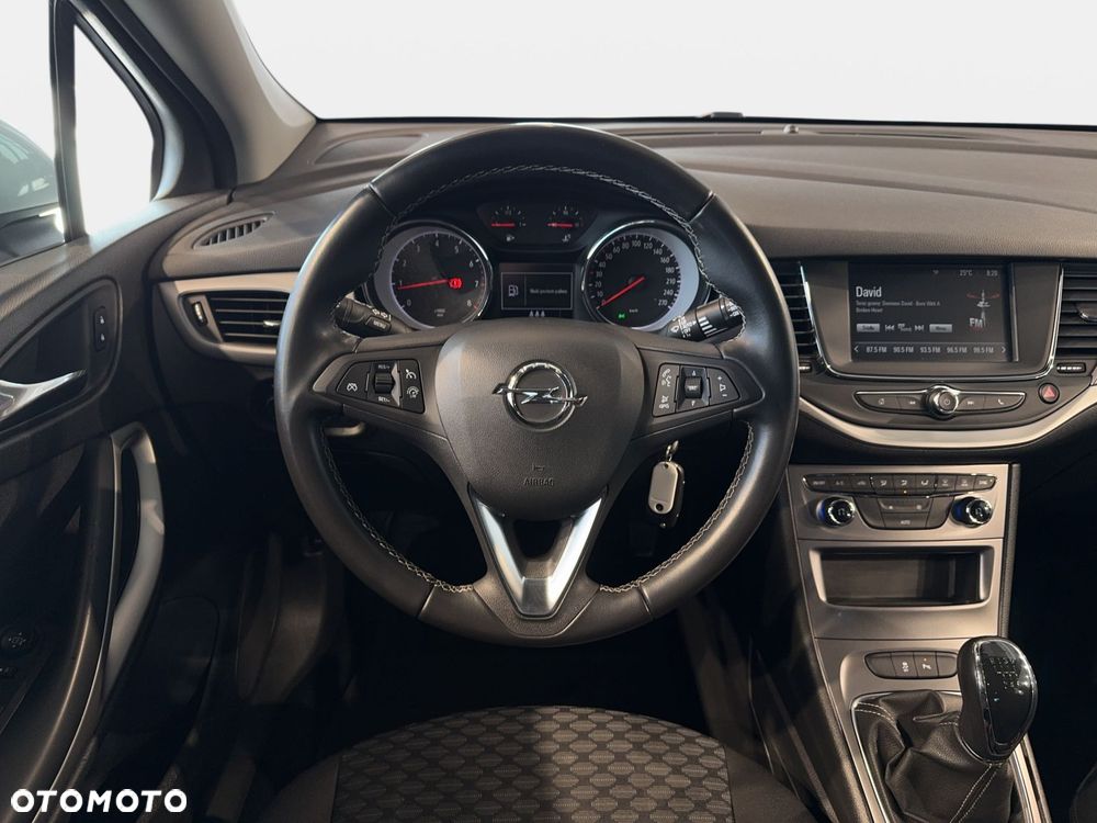 Opel Astra - 17