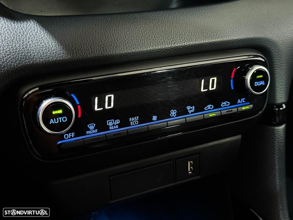 Toyota Yaris 1.5 HDF Comfort - 48