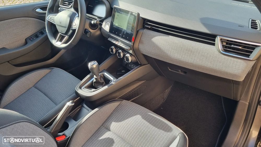 Renault Clio 1.0 TCe Techno Bi-Fuel - 12