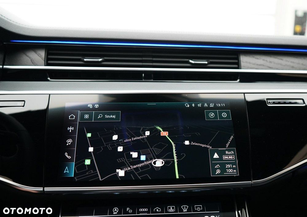 Audi A8 - 35