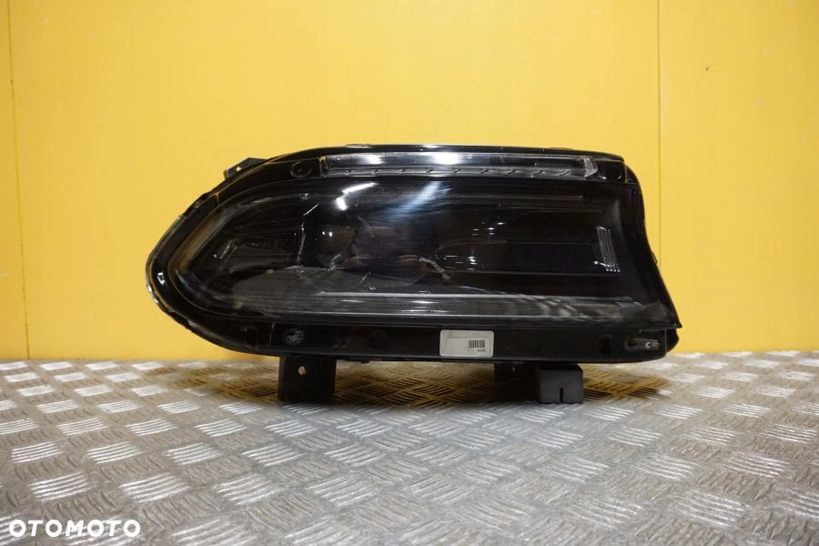 DODGE CHARGER 2022 2023 - REFLEKTOR LAMPA LED PRAWA USA - 1