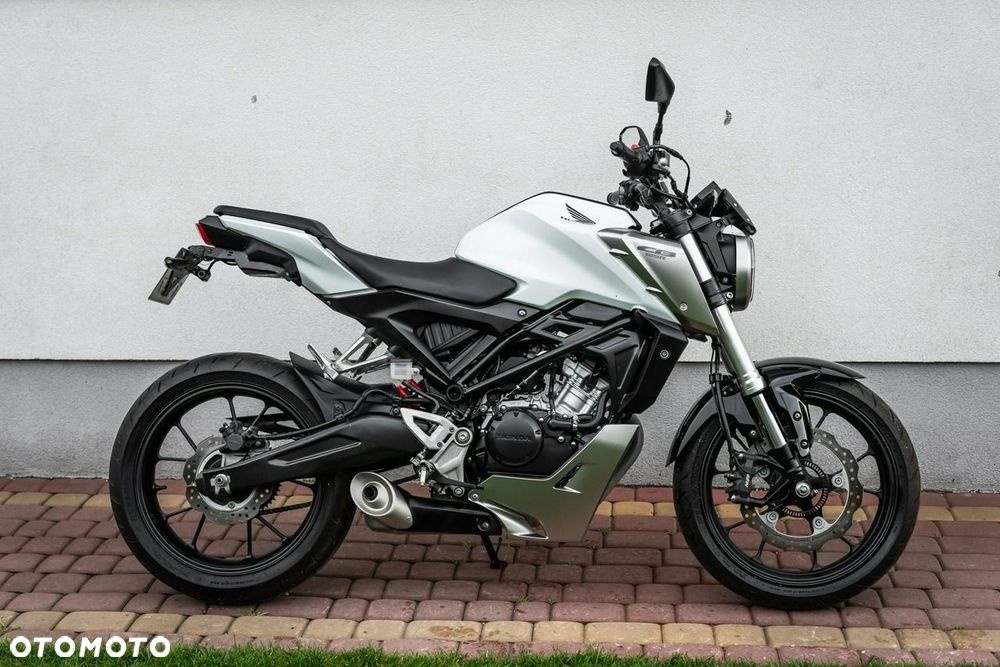 Honda CB - 2