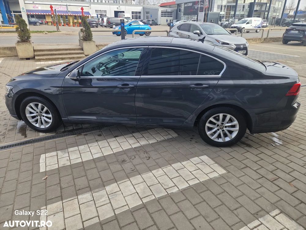 Volkswagen Passat 2.0 TDI DSG Comfortline - 4