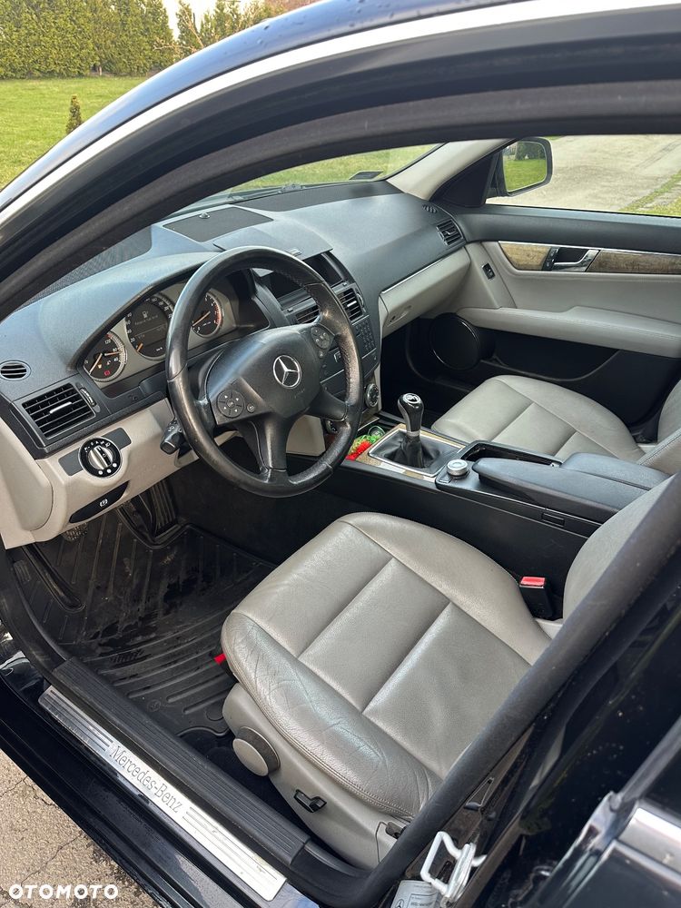 Mercedes-Benz Klasa C 200 Kompressor Avantgarde - 8