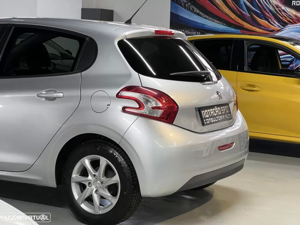 Peugeot 208 1.4 HDi Active - 19
