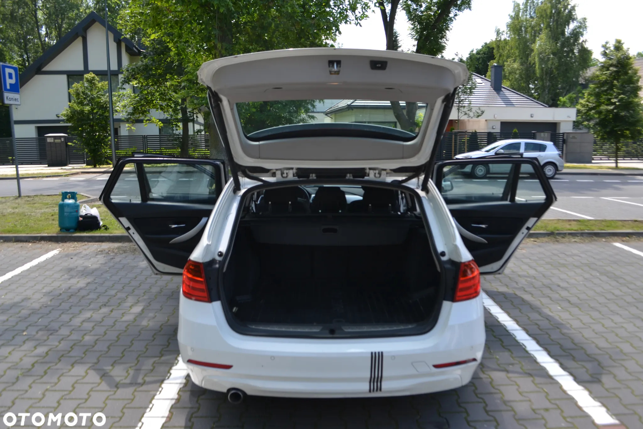 BMW Seria 3 - 23