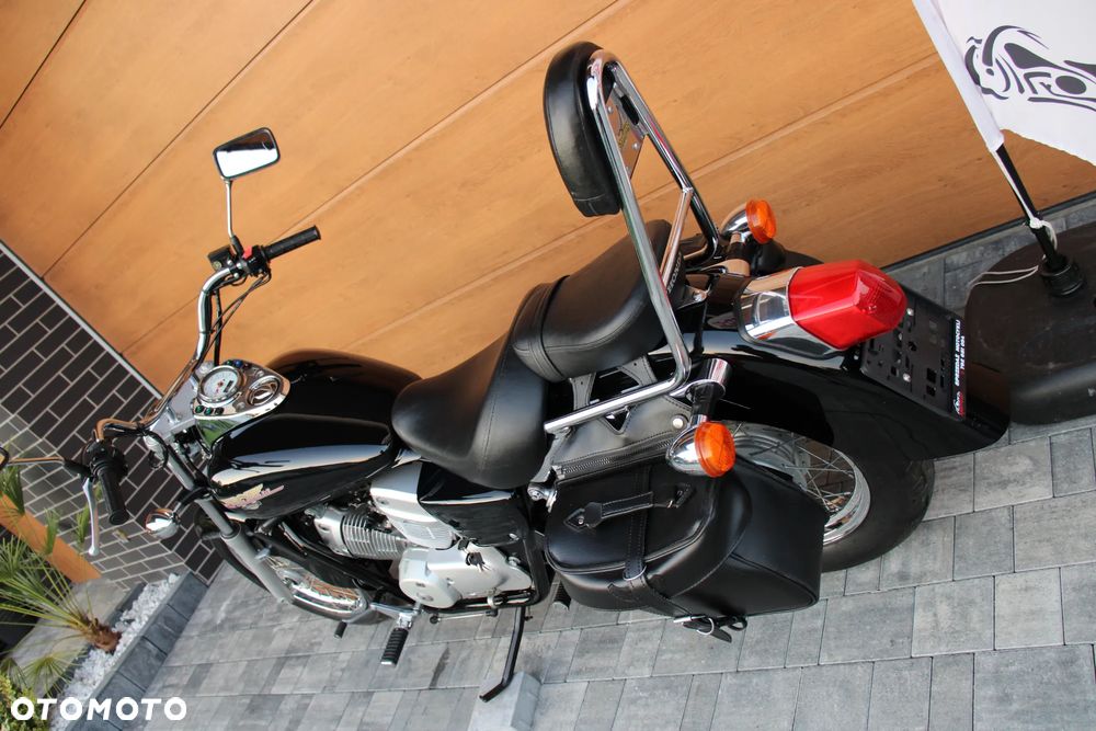 Honda Shadow - 13