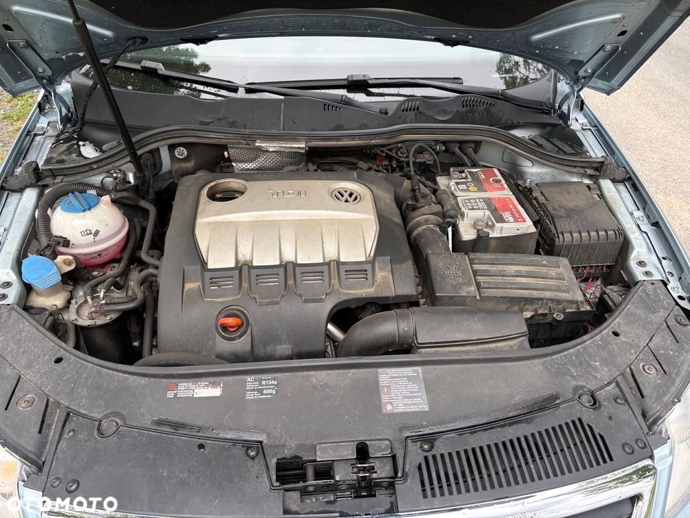 Volkswagen Passat 2.0 TDI DPF Comfortline - 8