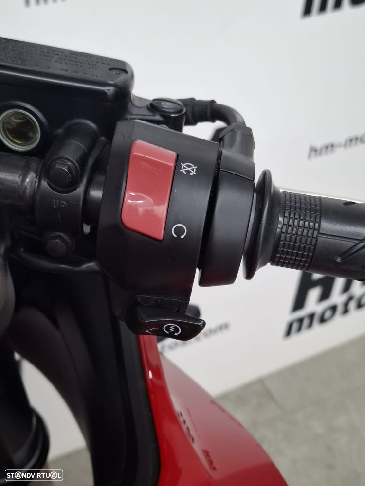 Honda CBR 650 R - 10