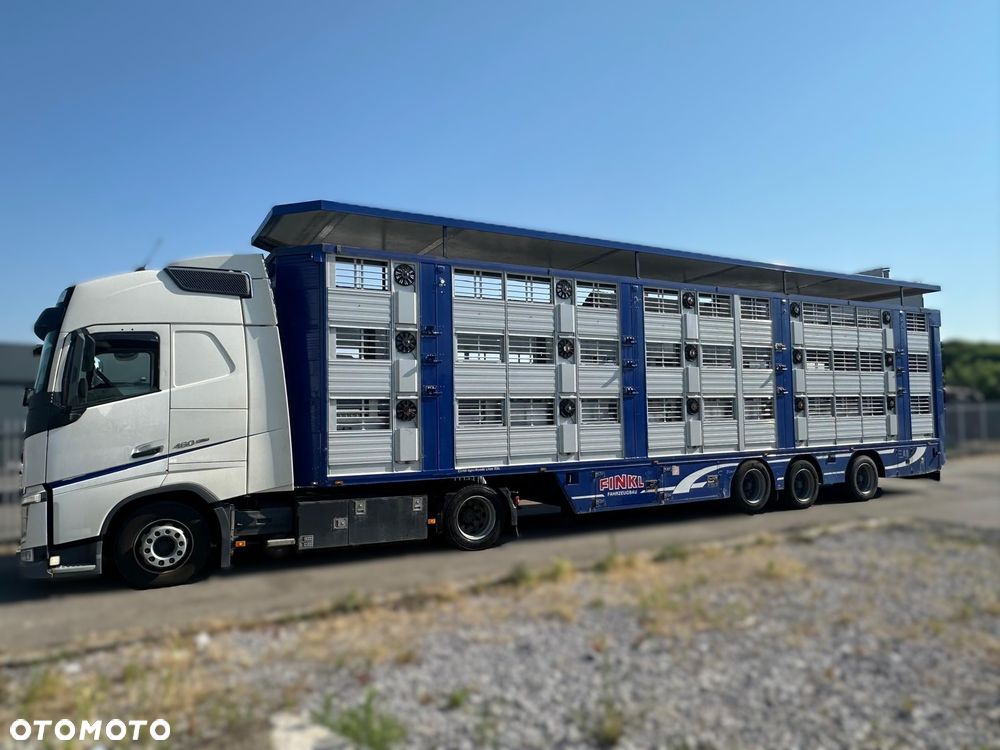 Volvo FH 460 + Finkl 3-poziomowy zestaw do transportu zwierząt | 2016 r | Poidła | Wentylatory - 10