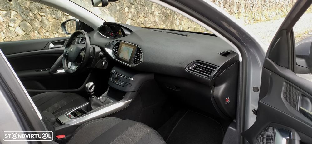 Peugeot 308 SW 1.6 BlueHDi Allure - 18