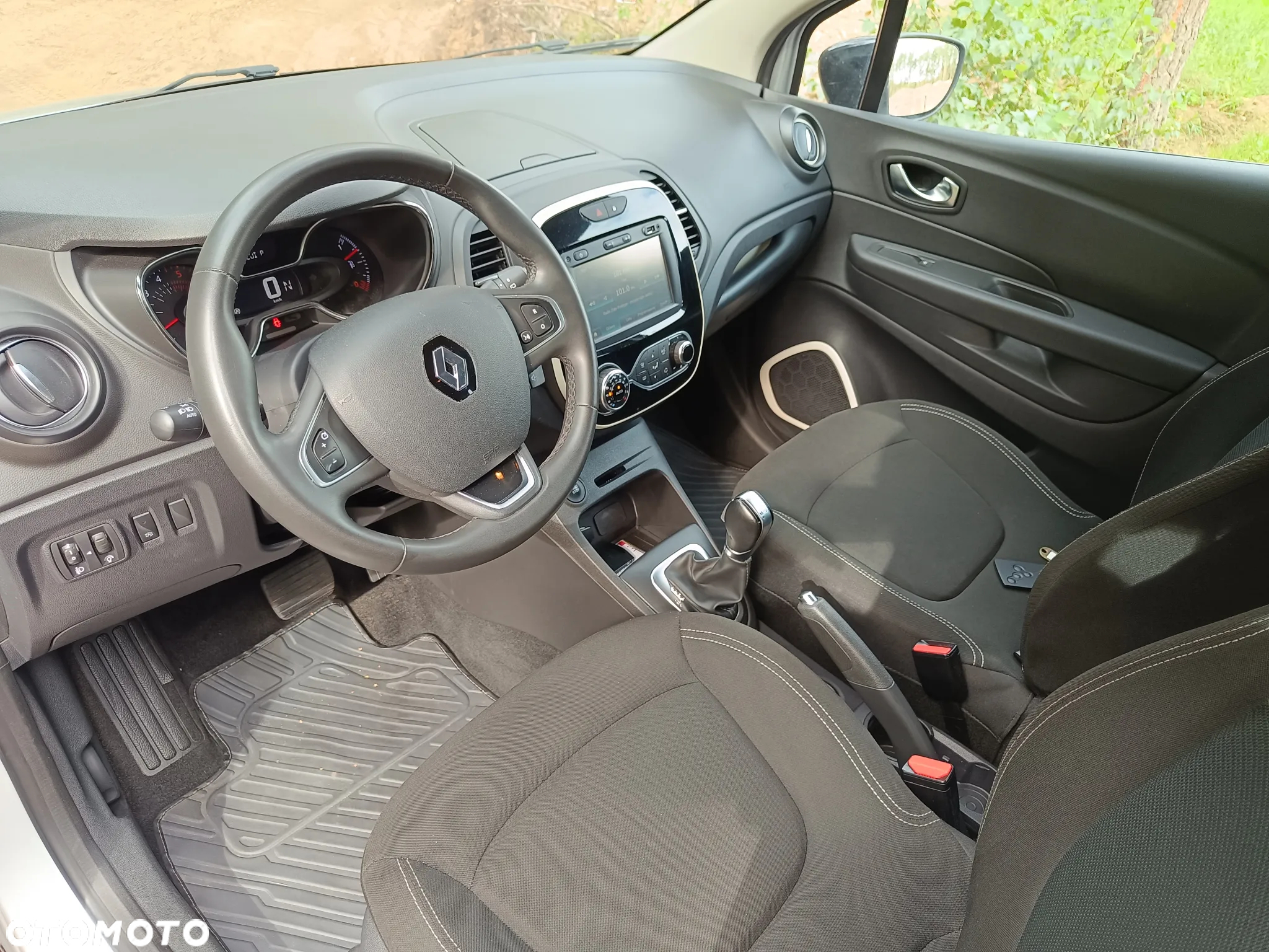 Renault Captur - 5