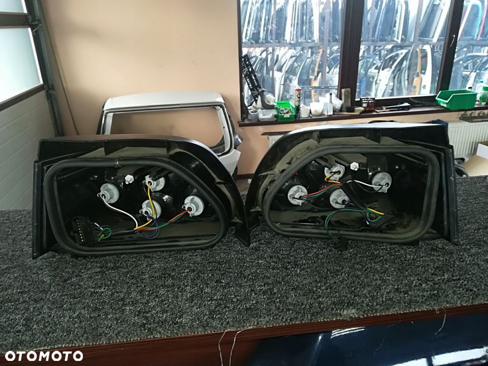 Renault Clio 1990-1998 Lexus Black - 2