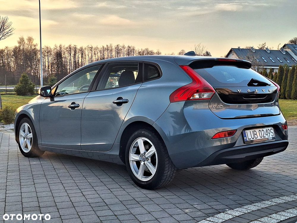 Volvo V40 D2 Kinetic - 13