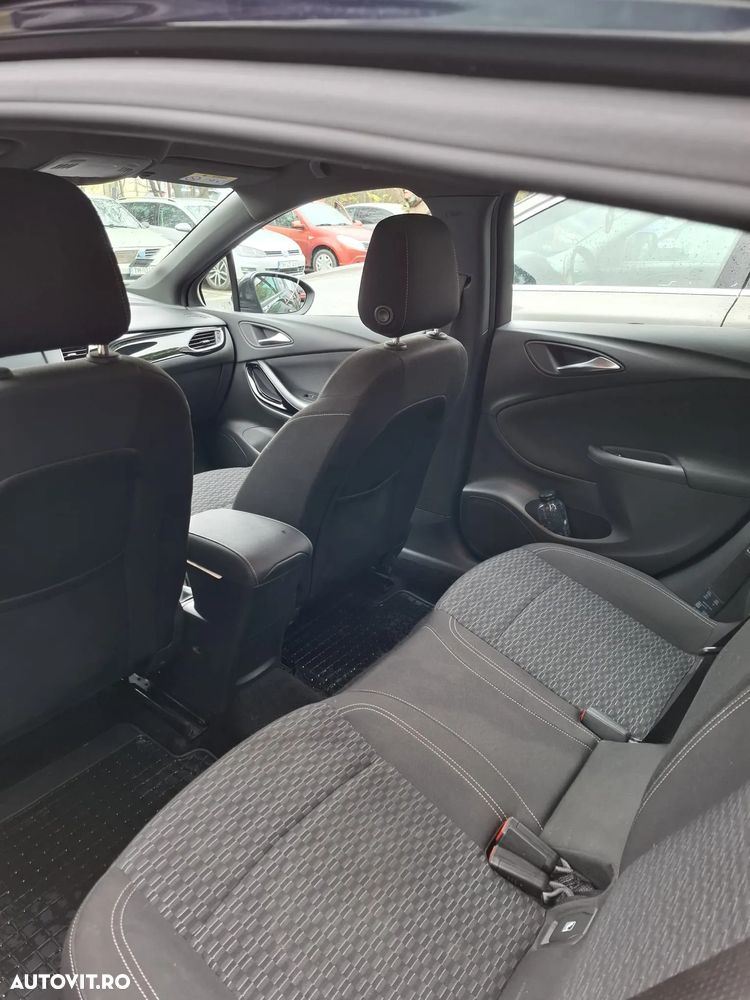 Opel Astra 1.6 D Start/Stop Dynamic - 6