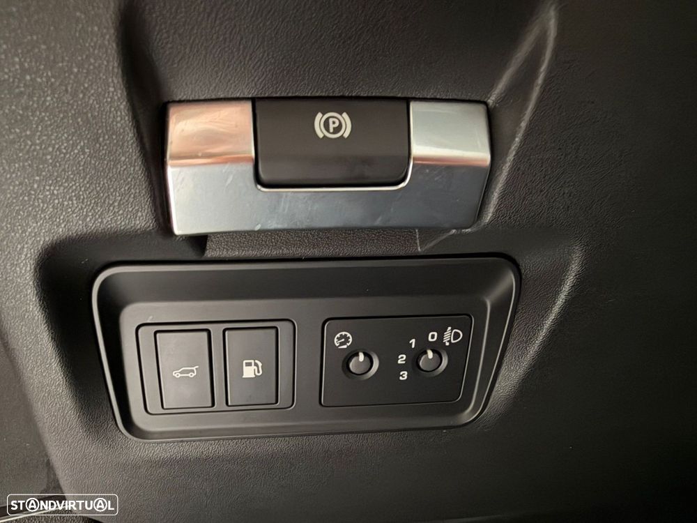 Land Rover Range Rover Evoque 1.5 P300e AWD R-Dynamic SE Auto - 21