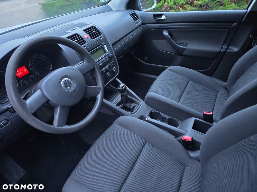 Volkswagen Golf 1.6 Trendline - 12