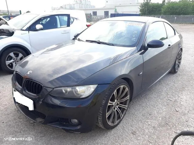 .BMW E92 320i Coupe Pack M N43B20 Para Peças - 2