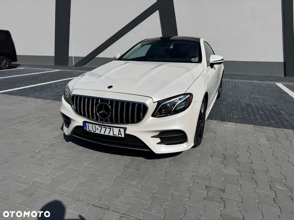 Mercedes-Benz Klasa E 400 Coupe 4-Matic 9G-TRONIC - 26