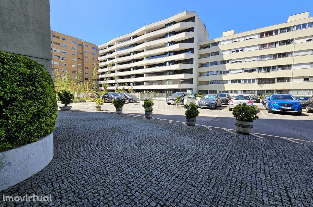 Apartamento T2 na Rua de Santa Luzia - Ramalde - Porto. - Grande imagem: 3/29